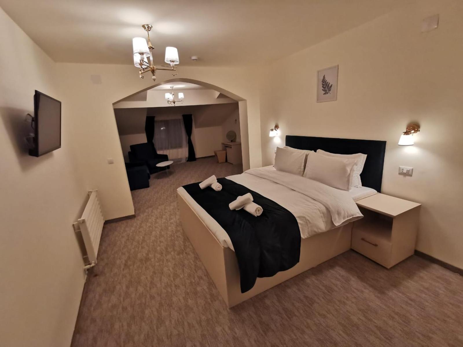 Cerbul Chalet Accommodation & Wellness Rîşnov Extérieur photo